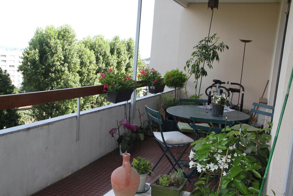 Les Hauts De Perrache Bed & Breakfast Sainte-Foy-lès-Lyon Екстериор снимка