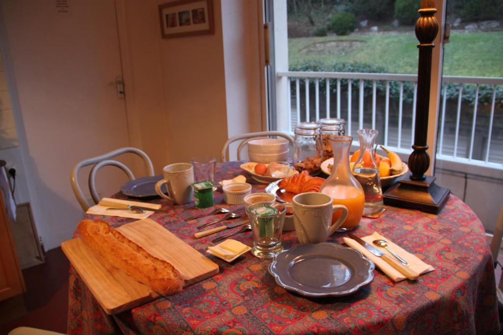 Les Hauts De Perrache Bed & Breakfast Sainte-Foy-lès-Lyon Екстериор снимка